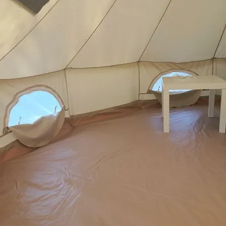 خيمة فخمة Camping Les Pomeretes *